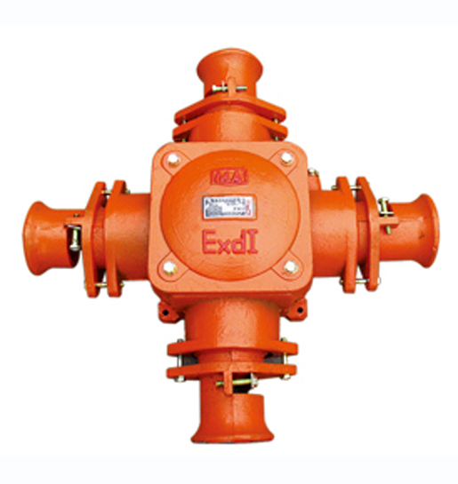 BHD4-200、400 礦用隔爆型母線盒